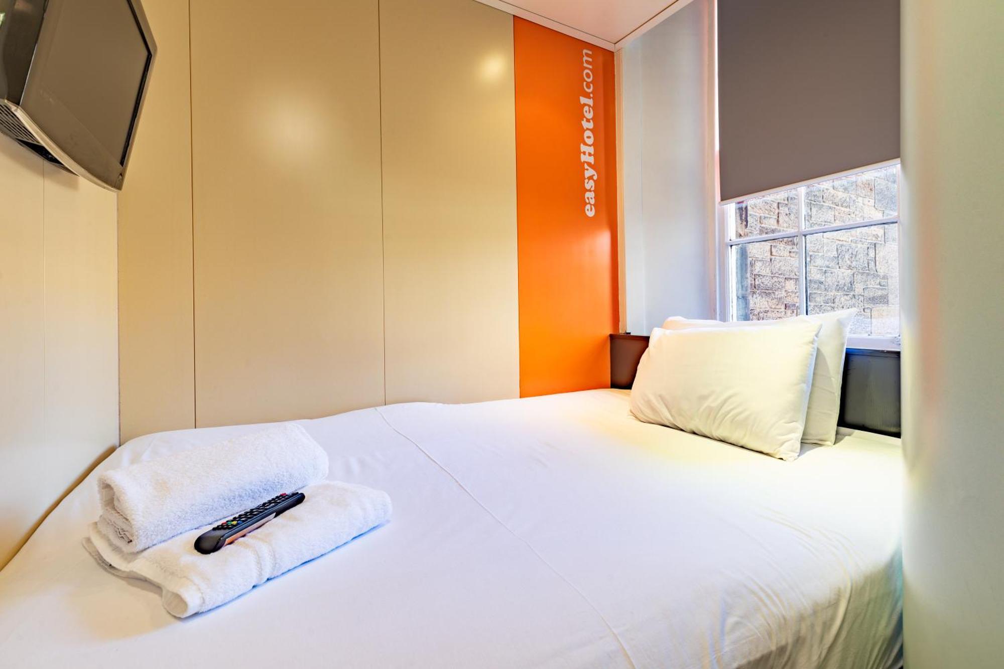 อีซีโฮเต็ล เอดินเบอระ Hotel เอดินบะระ ภายนอก รูปภาพ